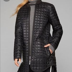 Athleta Grandview Black Shell Size Small!